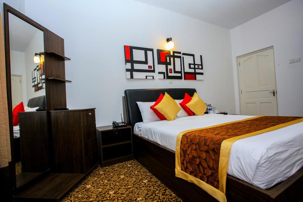 La Cottage Boutique Hotel & Restaurant Nuwara Eliya Exteriör bild
