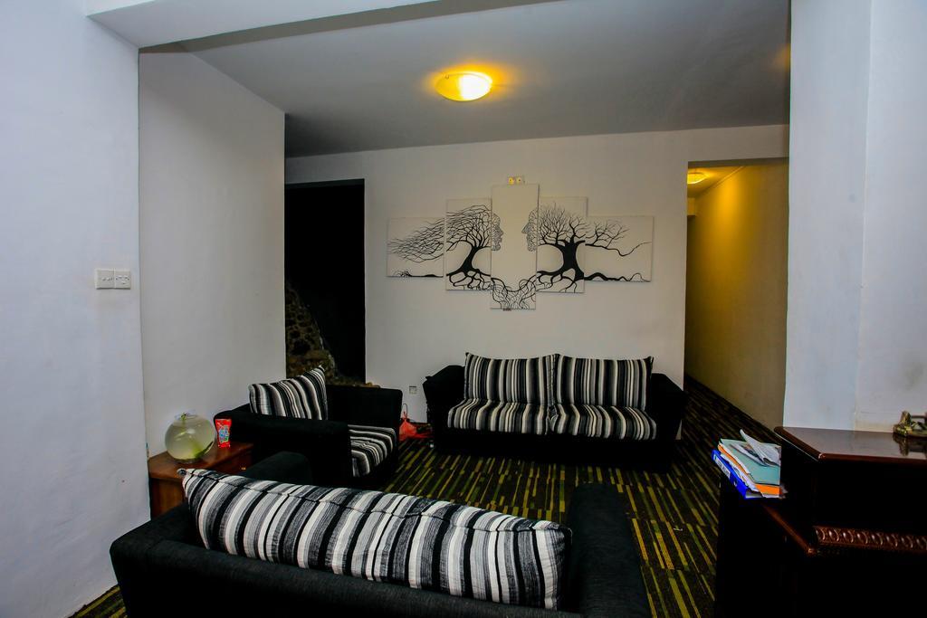 La Cottage Boutique Hotel & Restaurant Nuwara Eliya Exteriör bild