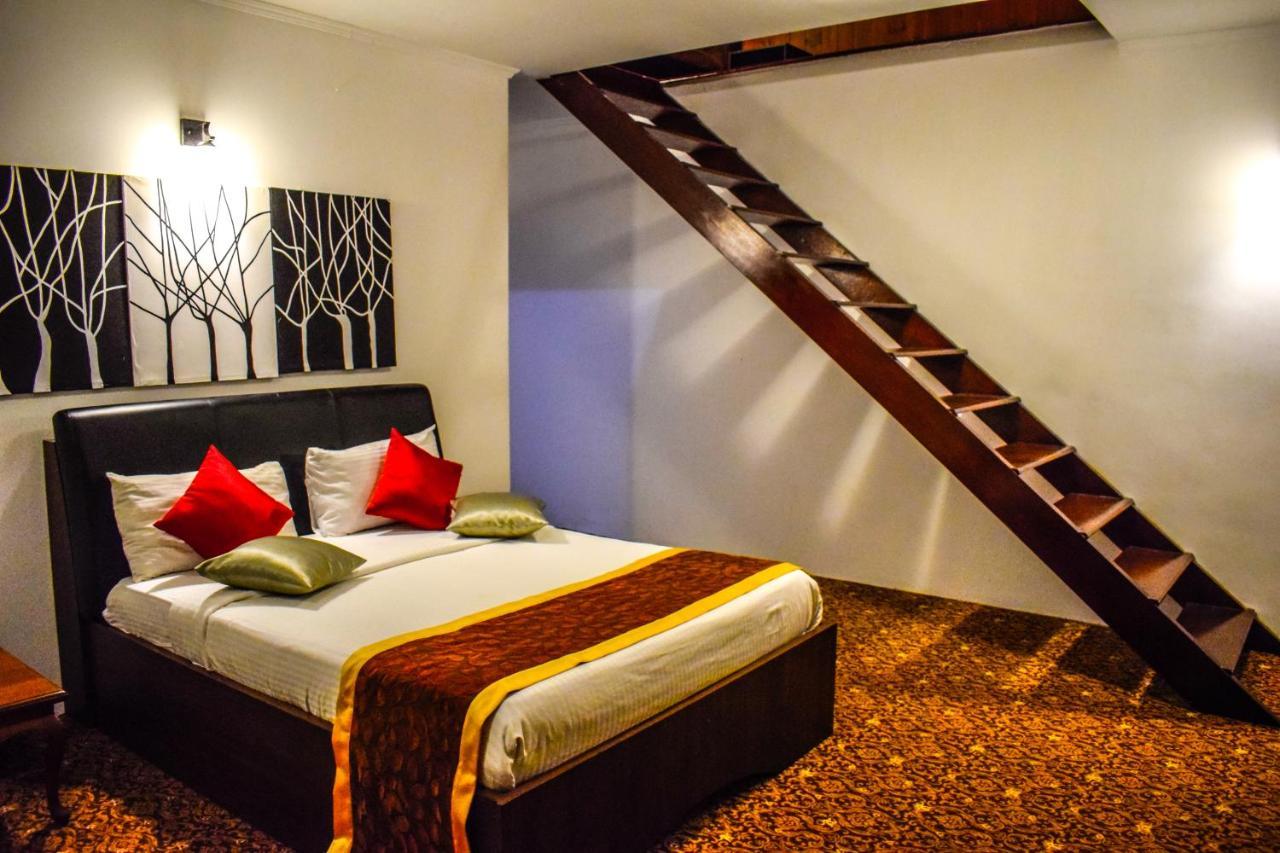 La Cottage Boutique Hotel & Restaurant Nuwara Eliya Exteriör bild