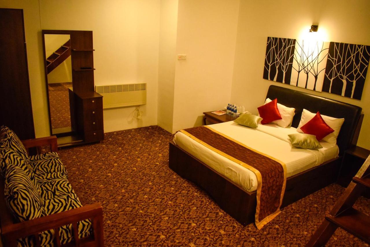 La Cottage Boutique Hotel & Restaurant Nuwara Eliya Exteriör bild